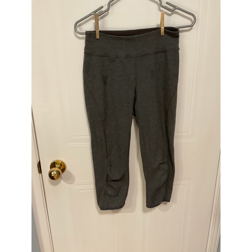 Avia Cropped Leggings Womens Small Gray Excellent Heathered Ruched Activewear